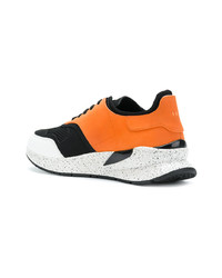 Chaussures de sport orange Vfts