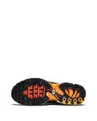 Chaussures de sport orange Nike