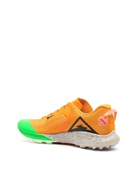 Chaussures de sport orange Nike