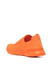 Chaussures de sport orange APL Athletic Propulsion Labs