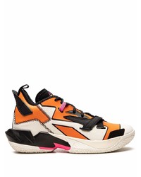 Chaussures de sport orange Jordan