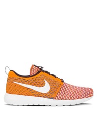 Chaussures de sport orange Nike