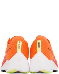 Chaussures de sport orange Nike