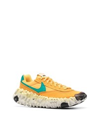 Chaussures de sport orange Nike