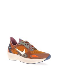 Chaussures de sport orange Nike