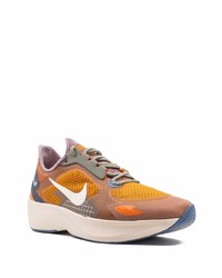 Chaussures de sport orange Nike