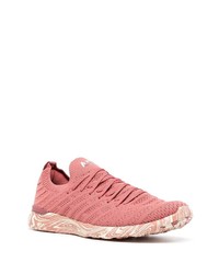 Chaussures de sport roses APL Athletic Propulsion Labs