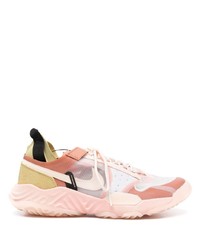Chaussures de sport roses Jordan