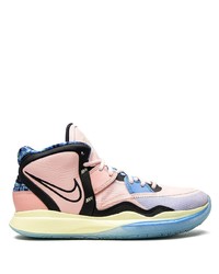 Chaussures de sport roses Nike