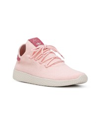 Chaussures de sport roses Adidas By Pharrell Williams