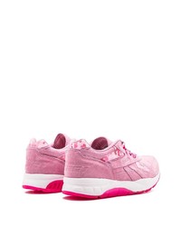 Chaussures de sport roses Reebok