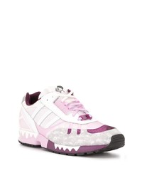 Chaussures de sport roses adidas