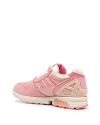 Chaussures de sport roses adidas