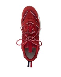 Chaussures de sport rouge et blanc Moncler