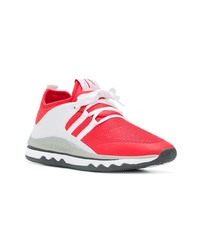 Chaussures de sport rouge et blanc Armani Exchange