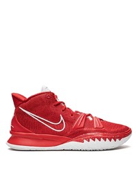 Chaussures de sport rouge et blanc Nike