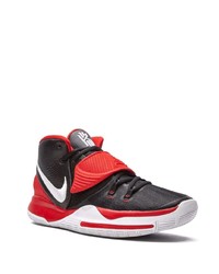 Chaussures de sport rouge et noir Nike