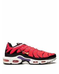 Chaussures de sport rouge et noir Nike