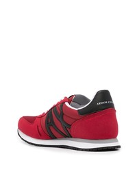 Chaussures de sport rouge et noir Armani Exchange