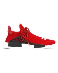 Chaussures de sport rouges Adidas By Pharrell Williams