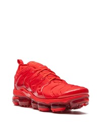 Chaussures de sport rouges Nike