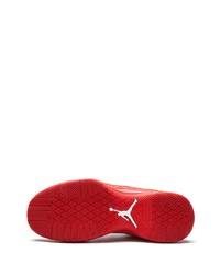 Chaussures de sport rouges Jordan