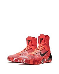 Chaussures de sport rouges Nike