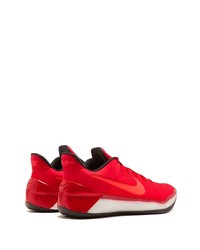 Chaussures de sport rouges Nike