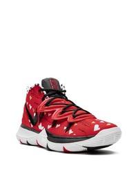 Chaussures de sport rouges Nike