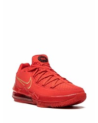 Chaussures de sport rouges Nike