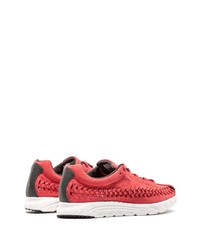 Chaussures de sport rouges Nike