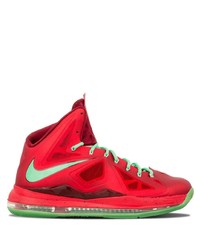 Chaussures de sport rouges Nike