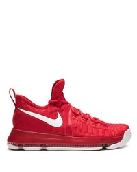 Chaussures de sport rouges Nike