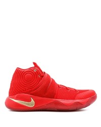 Chaussures de sport rouges Nike