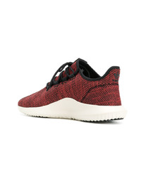 Chaussures de sport rouges adidas