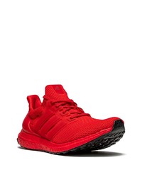 Chaussures de sport rouges adidas