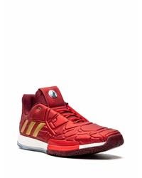 Chaussures de sport rouges adidas