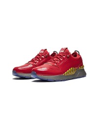 Chaussures de sport rouges Puma