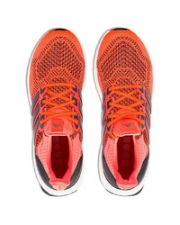 Chaussures de sport rouges adidas