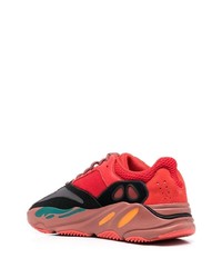 Chaussures de sport rouges adidas YEEZY