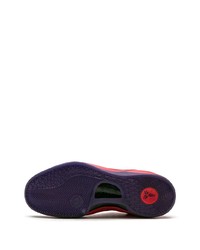 Chaussures de sport rouges Nike