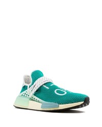 Chaussures de sport vertes Adidas By Pharrell Williams