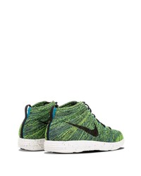 Chaussures de sport vertes Nike