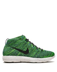 Chaussures de sport vertes Nike