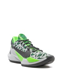 Chaussures de sport vertes Nike