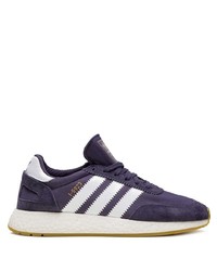 Chaussures de sport violettes adidas