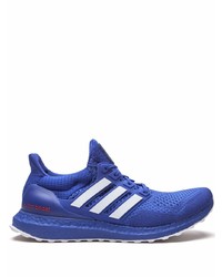 Chaussures de sport violettes adidas