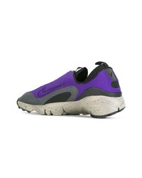 Chaussures de sport violettes Nike