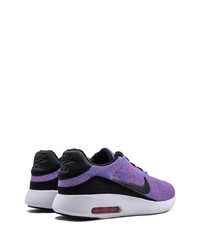 Chaussures de sport violettes Nike