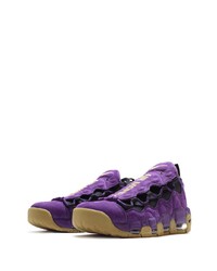 Chaussures de sport violettes Nike